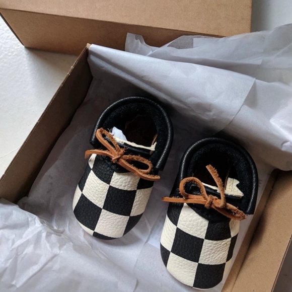 NWT AMY & IVOR Chequerboard Leather Mocassins - Picture 2 of 7